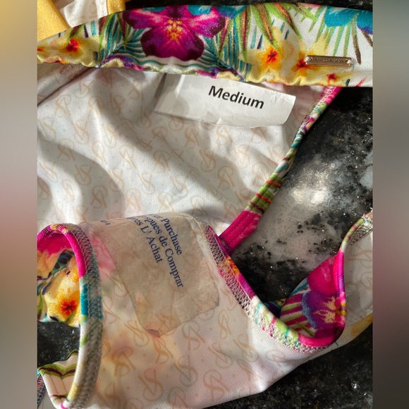 Largest collection: Victoria’s secret’s bikini bombshell push-up various sizes - Picture 9 of 12